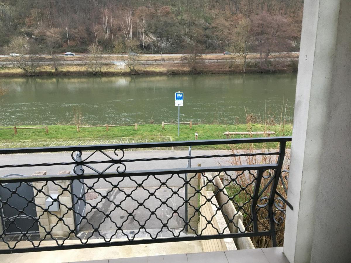 La Rose Sur Meuse Villa Haybes Buitenkant foto
